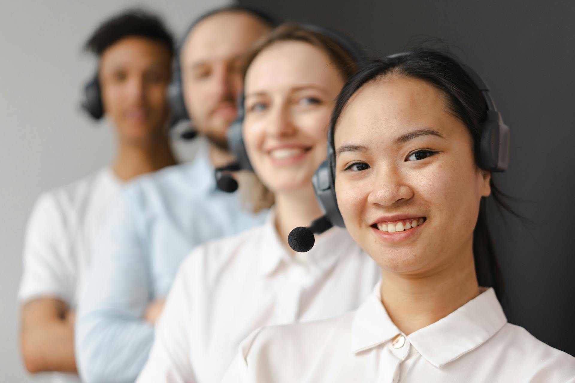 Read more about the article Virtual Assistants: Maximizing Business Efficiency